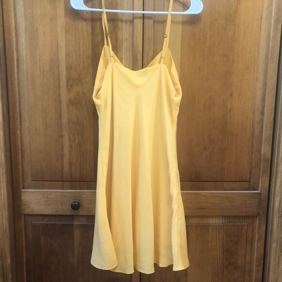 Abercrombie and Fitch Front Cinch Mini Dress - Picture 7 of 8